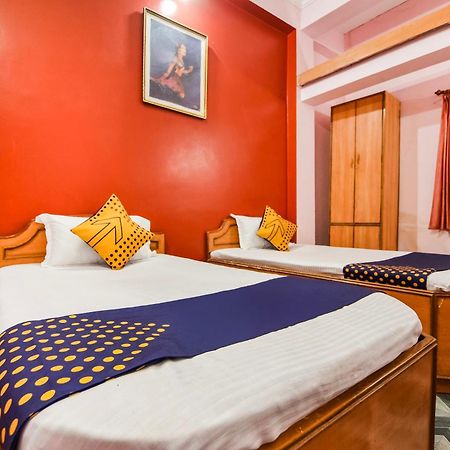 Spot On Hotel Midtown Gondia Zewnętrze zdjęcie