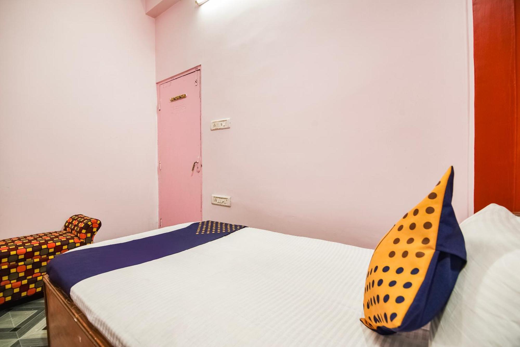 Spot On Hotel Midtown Gondia Zewnętrze zdjęcie
