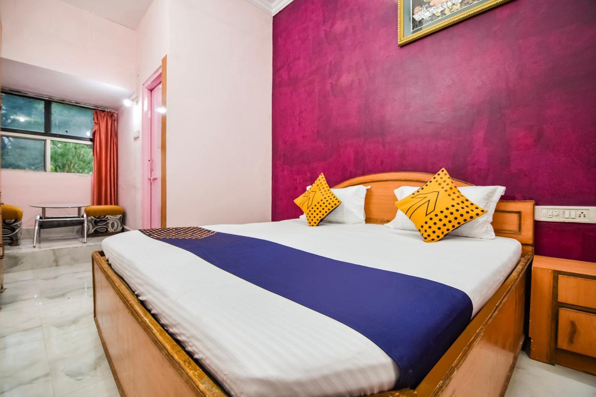 Spot On Hotel Midtown Gondia Zewnętrze zdjęcie