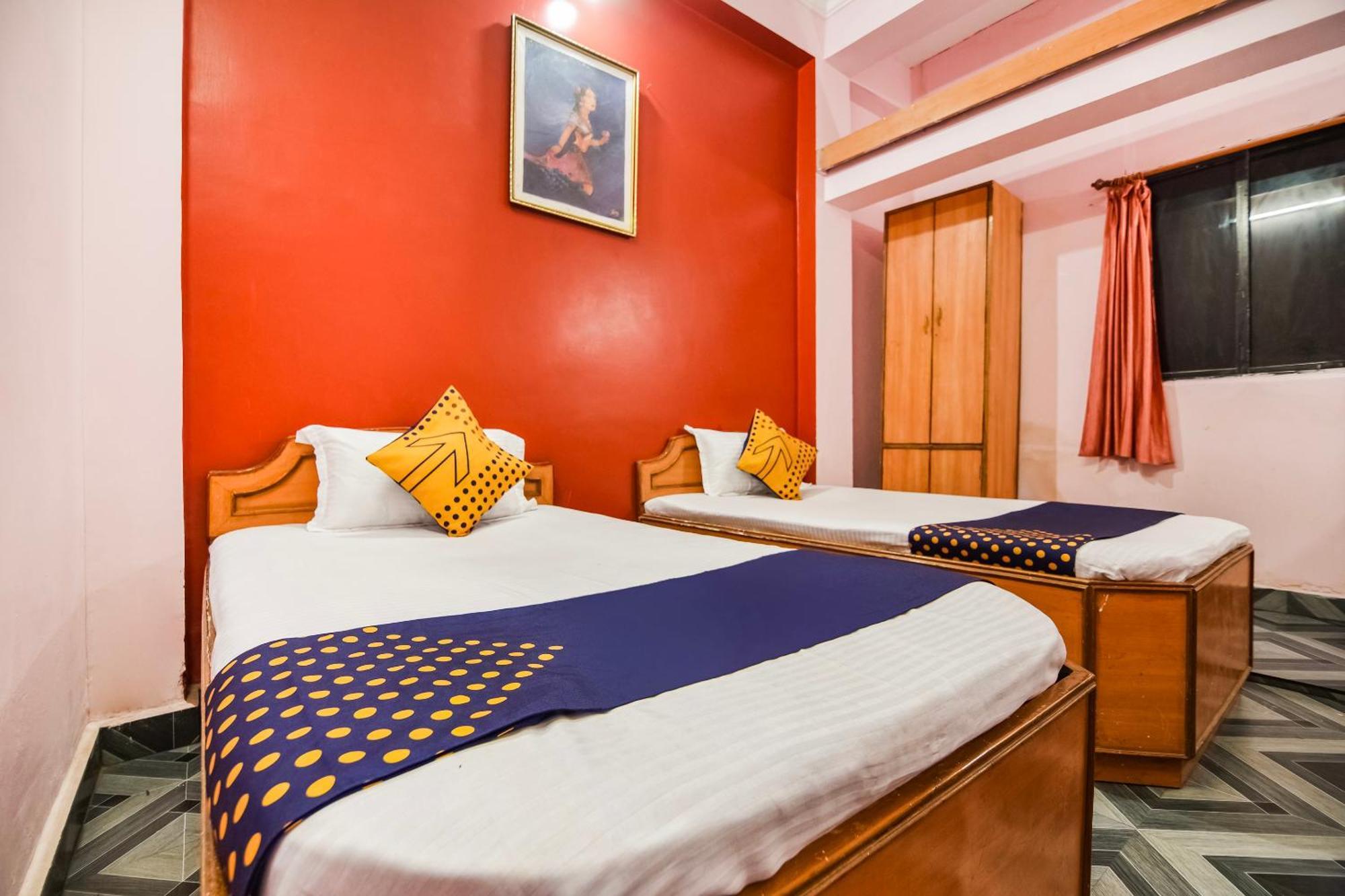 Spot On Hotel Midtown Gondia Zewnętrze zdjęcie