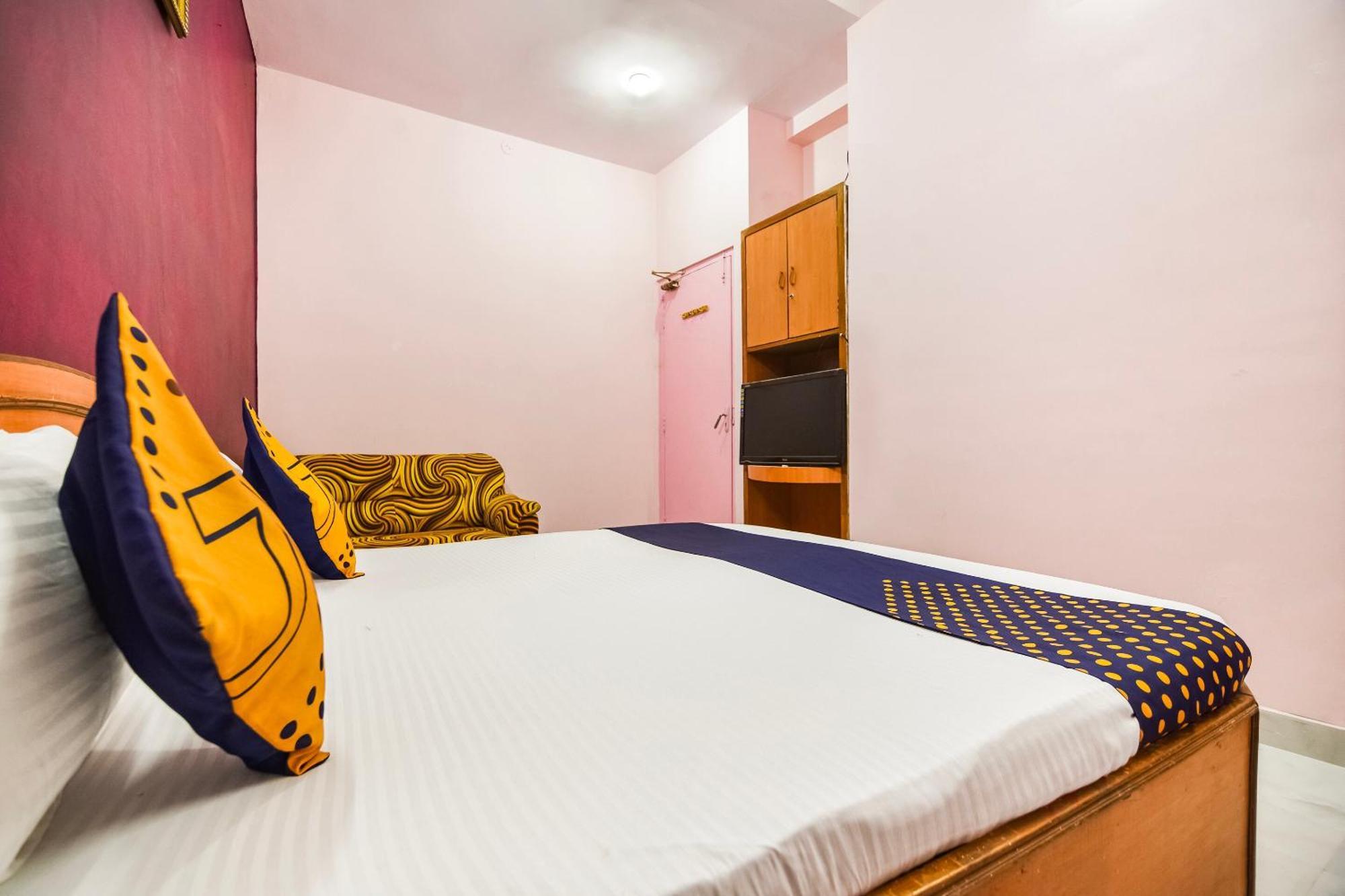 Spot On Hotel Midtown Gondia Zewnętrze zdjęcie